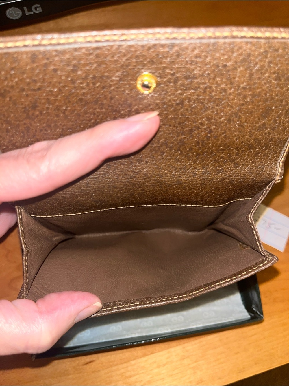 Gucci leather Wallet New W/ Box - Picture 6 of 7